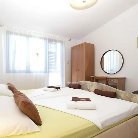 Apartmán With A - C In Peroj-fazana